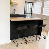 Sfeerfoto Barhocker Ellen skandinavisches Design schwarz 66 cm