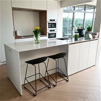 Sfeerfoto Barhocker Ellen skandinavisches Design schwarz 66 cm