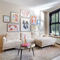 Sfeerfoto Scandinavische hoekbank Denver bouclé wit rechts