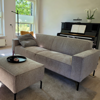 Sfeerfoto 3-zitsbank Kansas lichtgrijs ribstof