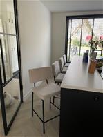 Sfeerfoto Scandinavische barkruk Espen beige gerecyclede stof 64-77 cm