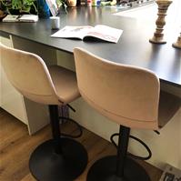 Sfeerfoto Barhocker Samt Frenkie 60 - 76 cm taupe