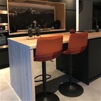 Sfeerfoto Velvet barkruk Frenkie koper 60-76 cm