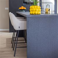 Sfeerfoto Barhocker Andor off white recycelter Stoff 65 - 78 cm