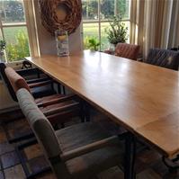 Sfeerfoto Esszimmerstuhl Eco-Leder Diamond mit Armlehne olivgrün