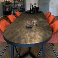 Sfeerfoto Velvet eetkamerstoel Furtado draaibaar koper