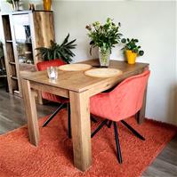 Sfeerfoto Velvet eetkamerstoel Furtado draaibaar koper