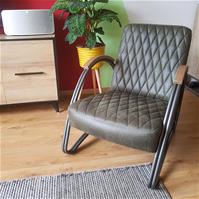 Sfeerfoto Industriële fauteuil Ivy eco-leer olijfgroen