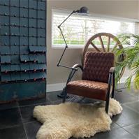 Sfeerfoto Industriële fauteuil Ivy eco-leer cognac