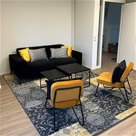 Sfeerfoto Velvet fauteuil Julia okergeel