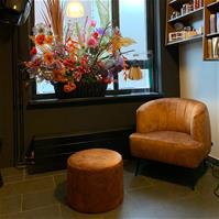 Sfeerfoto Velvet fauteuil Billy okergeel